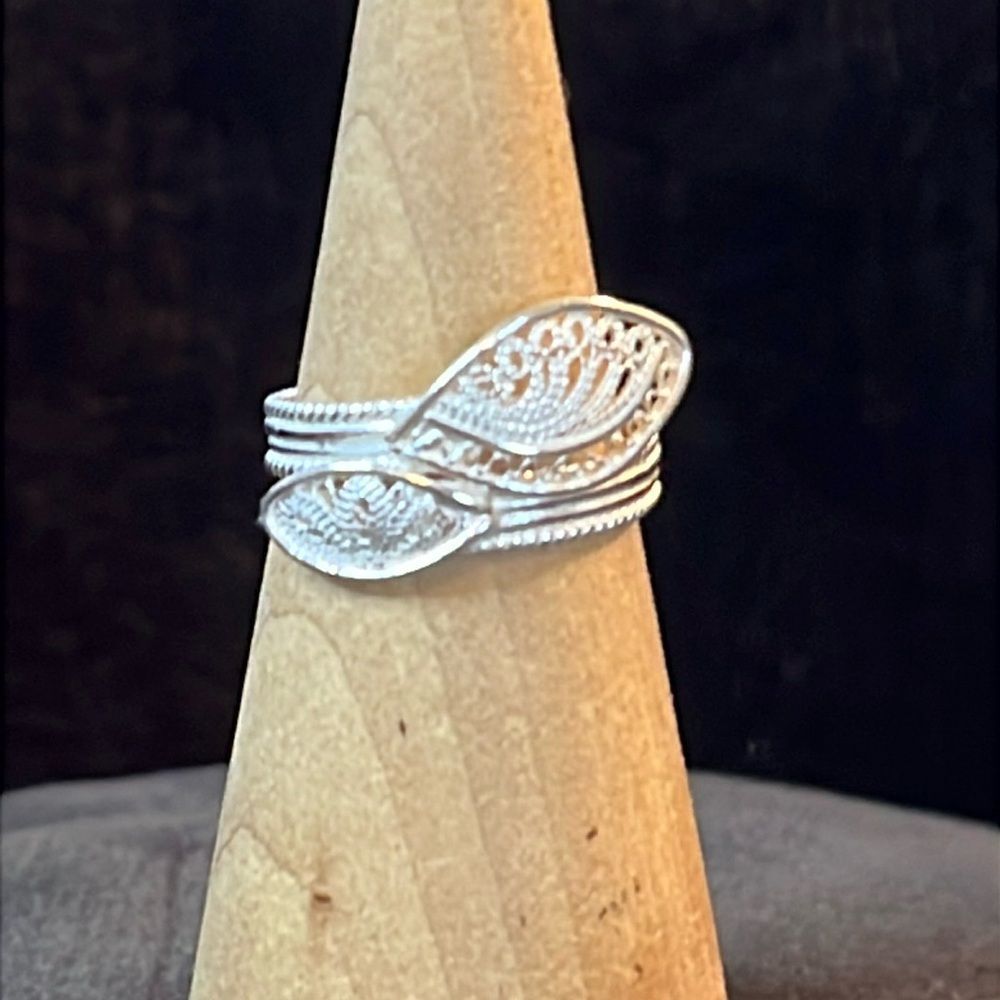 Artistry Tarakashi Collection Sterling Silver Bypass Ring